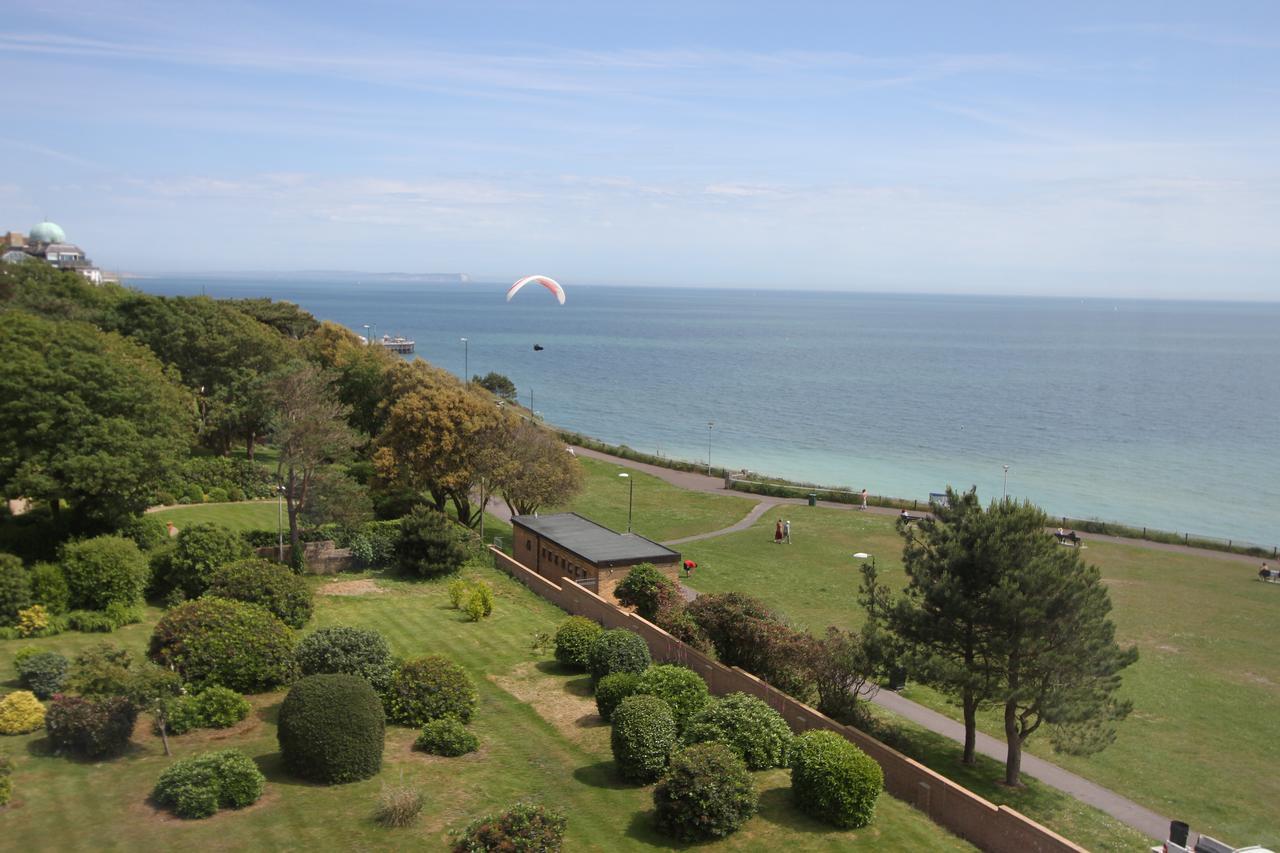 Hotel Riviera By The Sea Bournemouth Exterior photo