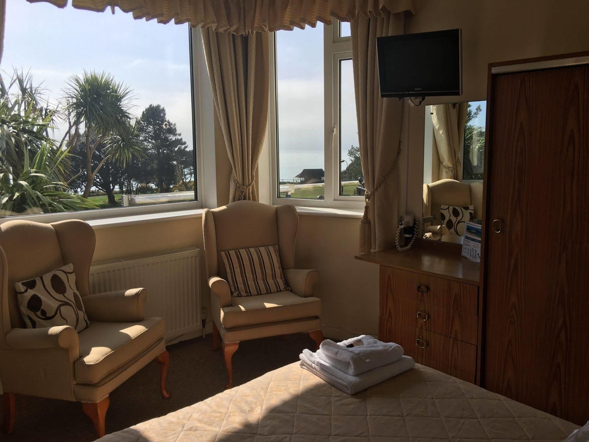 Hotel Riviera By The Sea Bournemouth Exterior photo